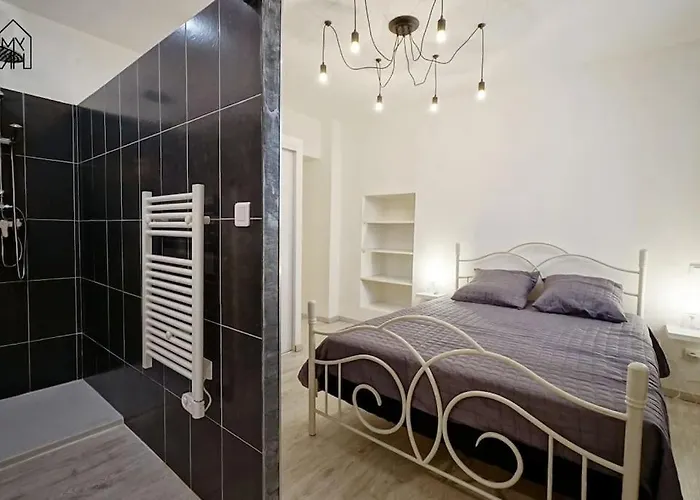 Carlota - Renove Au Coeur De La Vieille - By Tgb Daire *