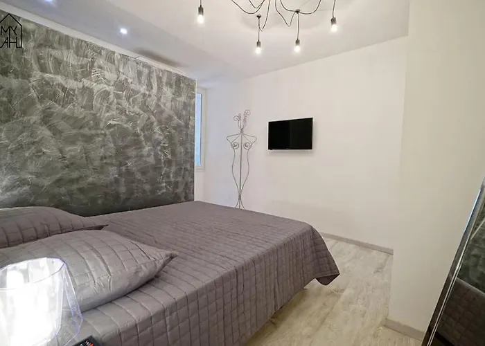 Carlota - Renove Au Coeur De La Vieille - By Tgb Ajaccio (Corsica)